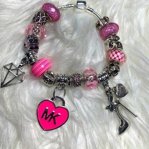 Fabdora Bracelet